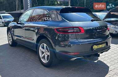 Внедорожник / Кроссовер Porsche Macan 2018 в 