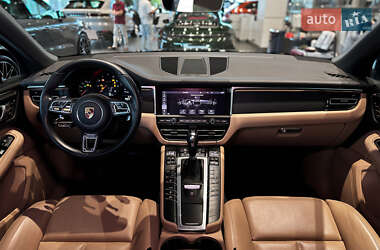 Внедорожник / Кроссовер Porsche Macan 2021 в 