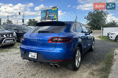 Внедорожник / Кроссовер Porsche Macan 2015 в 