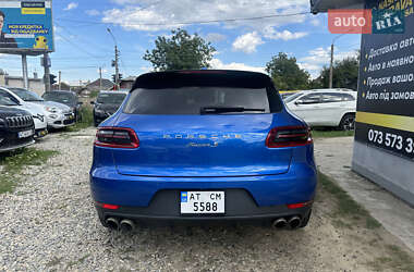Внедорожник / Кроссовер Porsche Macan 2015 в 