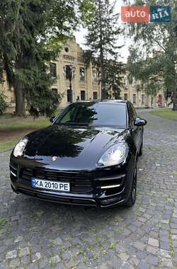 Позашляховик / Кросовер Porsche Macan 2017 в 