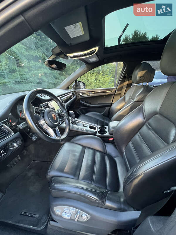 Внедорожник / Кроссовер Porsche Macan 2015 в Киеве фото 27 Внедорожник / Кроссовер Porsche Macan 2015 в Киеве