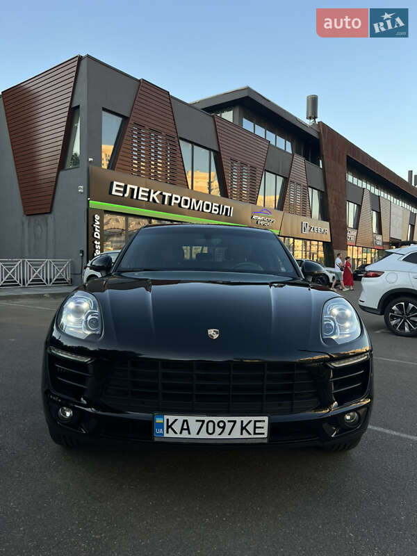 Внедорожник / Кроссовер Porsche Macan 2015 в Киеве фото 37 Внедорожник / Кроссовер Porsche Macan 2015 в Киеве