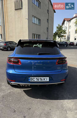 Внедорожник / Кроссовер Porsche Macan 2017 в 