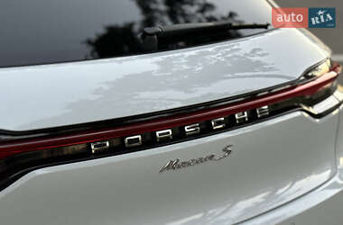 Внедорожник / Кроссовер Porsche Macan 2019 в 
