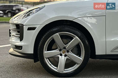 Внедорожник / Кроссовер Porsche Macan 2019 в 