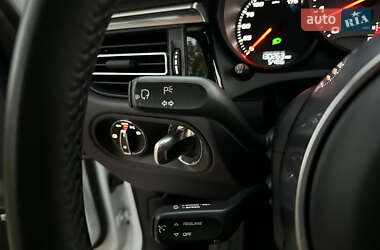Внедорожник / Кроссовер Porsche Macan 2019 в 