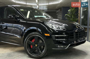 Позашляховик / Кросовер Porsche Macan 2017 в 