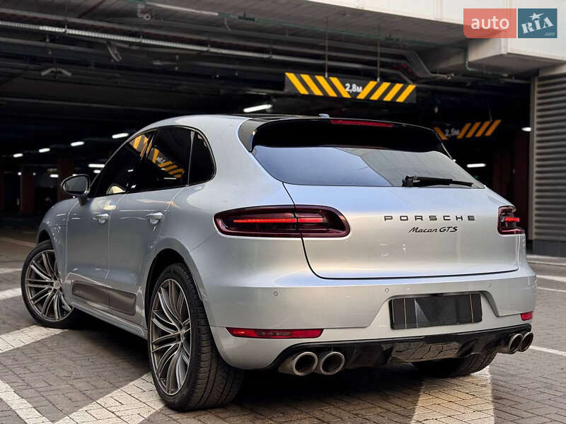 Внедорожник / Кроссовер Porsche Macan 2016 в Киеве
