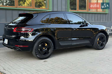 Внедорожник / Кроссовер Porsche Macan 2016 в 