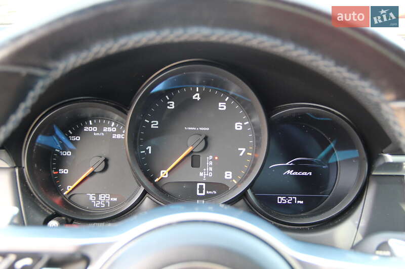 Внедорожник / Кроссовер Porsche Macan 2017 в Одессе