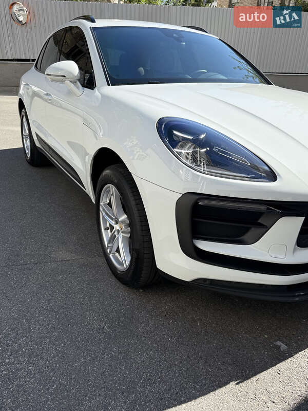 Внедорожник / Кроссовер Porsche Macan 2023 в Киеве