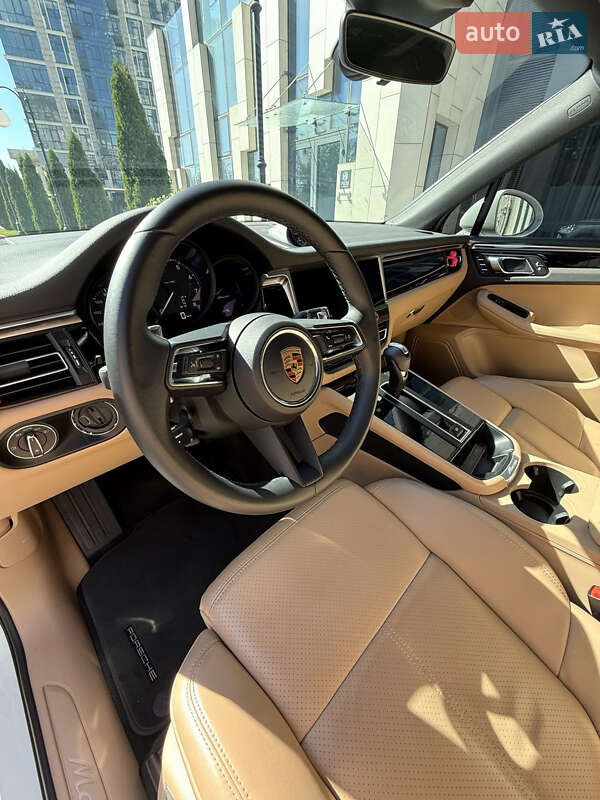 Внедорожник / Кроссовер Porsche Macan 2023 в Киеве