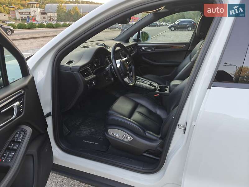 Внедорожник / Кроссовер Porsche Macan 2017 в Днепре