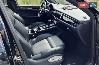 Внедорожник / Кроссовер Porsche Macan 2024 в 