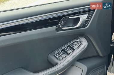Внедорожник / Кроссовер Porsche Macan 2024 в 