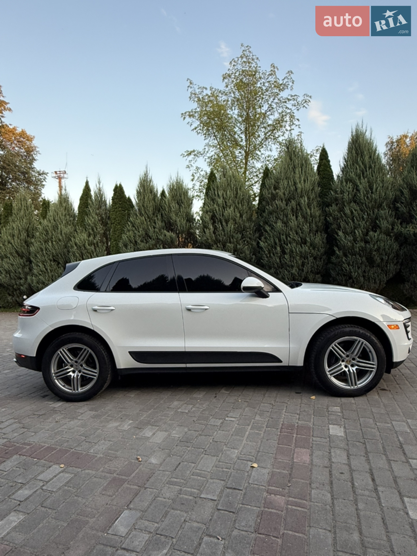 2016 Porsche Macan - мініатюра 8