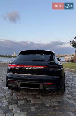 Позашляховик / Кросовер Porsche Macan 2019 в 