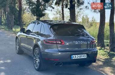 Внедорожник / Кроссовер Porsche Macan 2014 в 