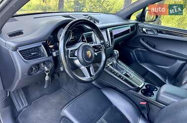 Внедорожник / Кроссовер Porsche Macan 2014 в 