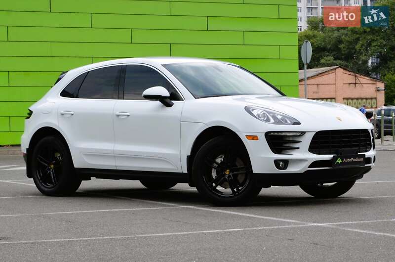 Porsche Macan 2015