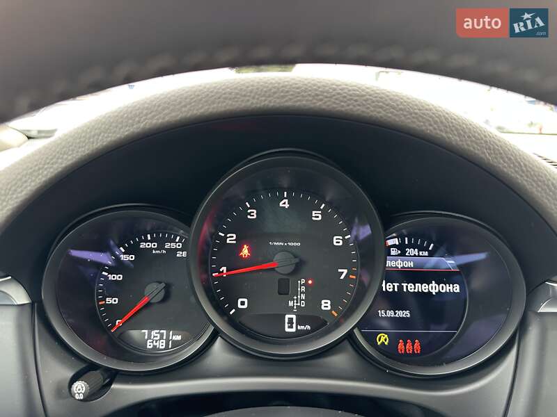 Внедорожник / Кроссовер Porsche Macan 2021 в Киеве