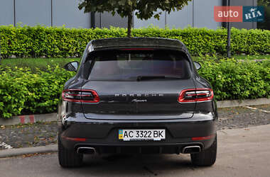 Внедорожник / Кроссовер Porsche Macan 2017 в 