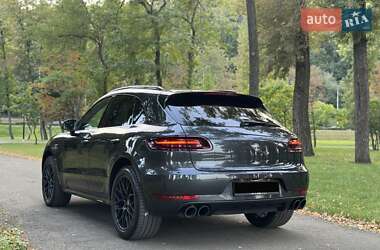 Внедорожник / Кроссовер Porsche Macan 2016 в 