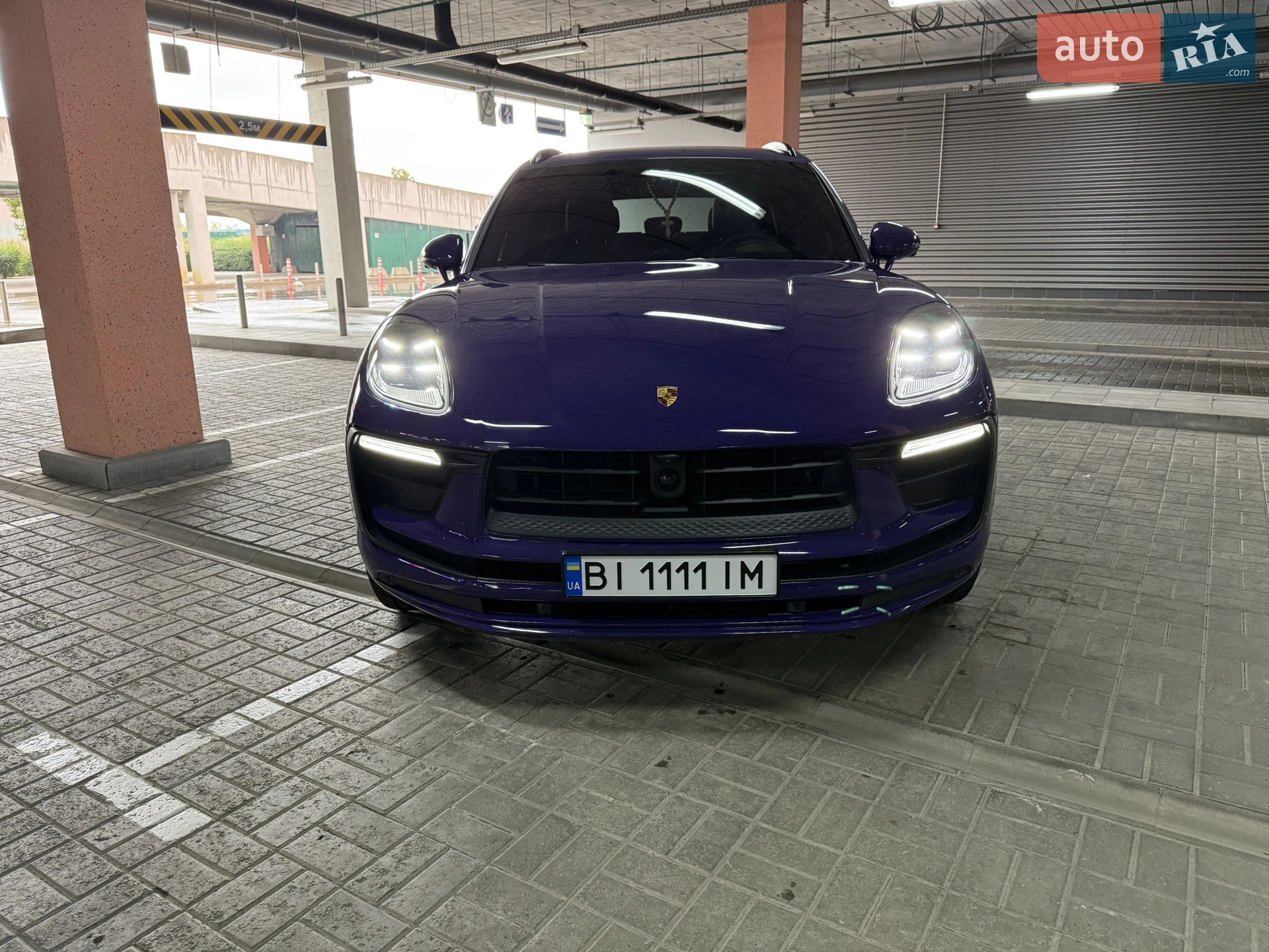 2022 Porsche Macan - мініатюра 3