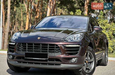 Внедорожник / Кроссовер Porsche Macan 2017 в 