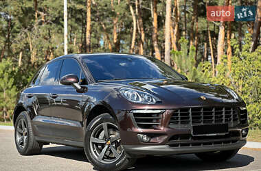 Внедорожник / Кроссовер Porsche Macan 2017 в 