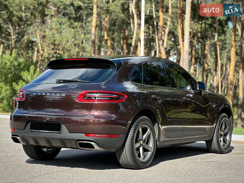 Внедорожник / Кроссовер Porsche Macan 2017 в Киеве