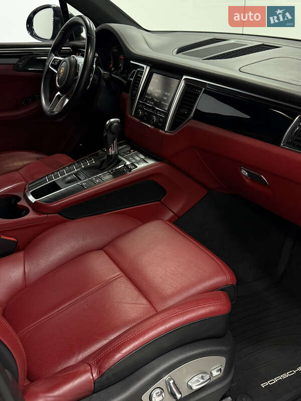 Внедорожник / Кроссовер Porsche Macan 2014 в Одессе