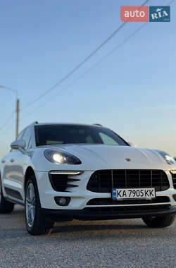 Внедорожник / Кроссовер Porsche Macan 2015 в 