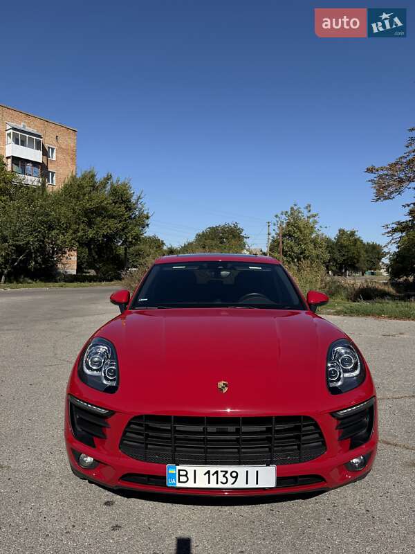 Позашляховик / Кросовер Porsche Macan 2018 в Пирятині