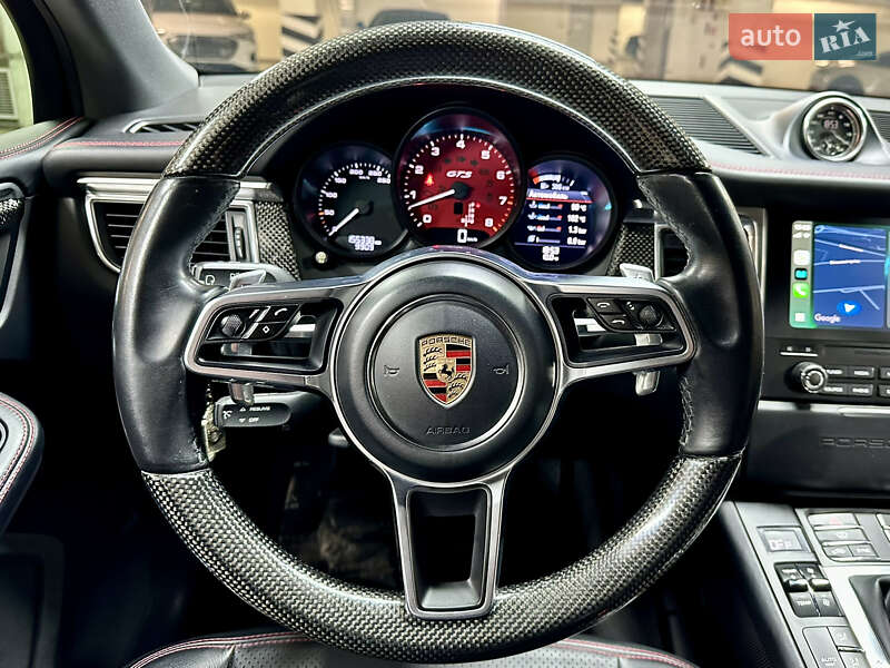 Внедорожник / Кроссовер Porsche Macan 2016 в Киеве