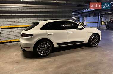 Внедорожник / Кроссовер Porsche Macan 2016 в 