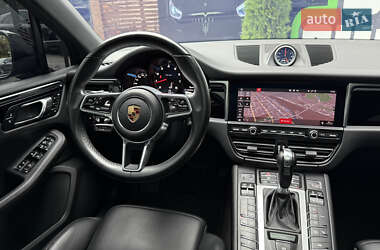 Внедорожник / Кроссовер Porsche Macan 2020 в 