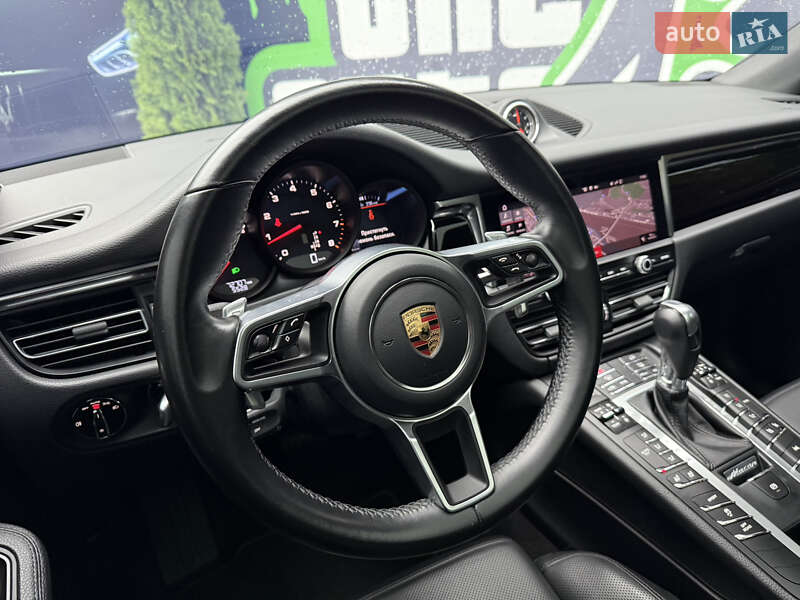 Внедорожник / Кроссовер Porsche Macan 2020 в Киеве