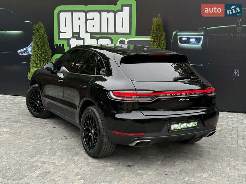 Внедорожник / Кроссовер Porsche Macan 2020 в Киеве