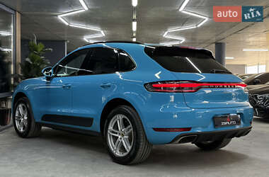 Внедорожник / Кроссовер Porsche Macan 2018 в 