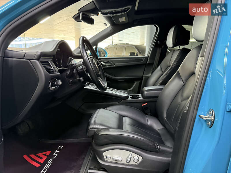 Внедорожник / Кроссовер Porsche Macan 2018 в Одессе