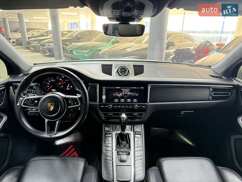 Внедорожник / Кроссовер Porsche Macan 2018 в Одессе