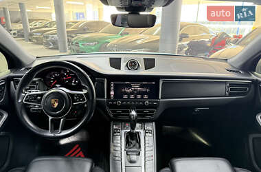 Внедорожник / Кроссовер Porsche Macan 2018 в 