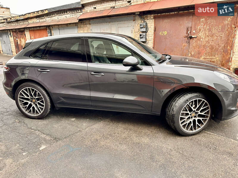 Внедорожник / Кроссовер Porsche Macan 2019 в Киеве