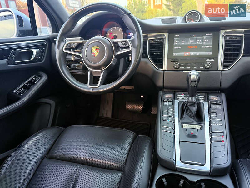 Внедорожник / Кроссовер Porsche Macan 2017 в Харькове