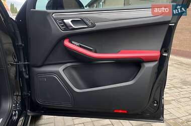 Внедорожник / Кроссовер Porsche Macan 2017 в 