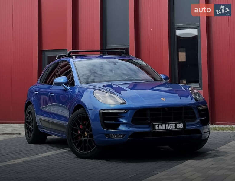 Внедорожник / Кроссовер Porsche Macan 2016 в 