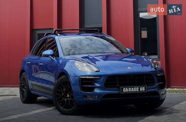 Внедорожник / Кроссовер Porsche Macan 2016 в 