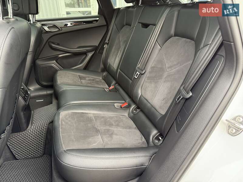 Внедорожник / Кроссовер Porsche Macan 2015 в Виннице фото 34 Внедорожник / Кроссовер Porsche Macan 2015 в Виннице